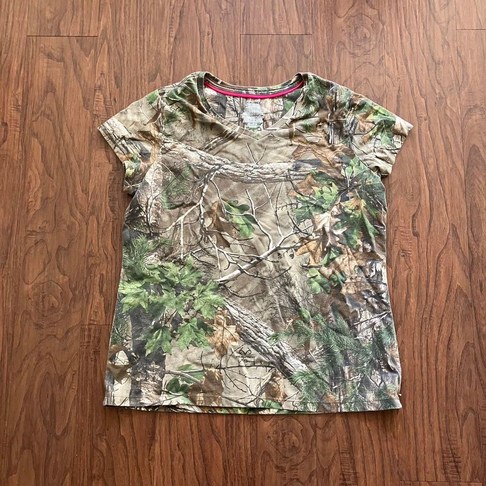 Realtree Women's multi T-shirt